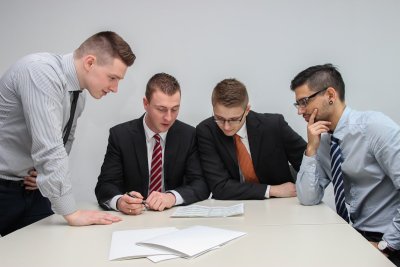 De loonwet komt eraan, ook al is Nederland te laat